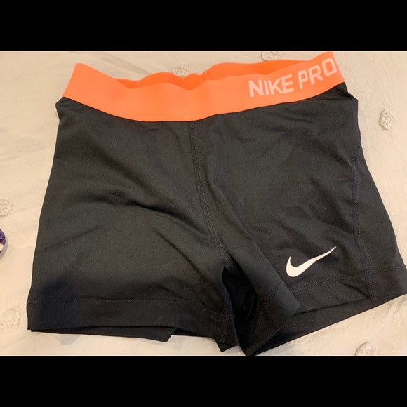 Nike Pro Running Shorts - Picture 2 of 2